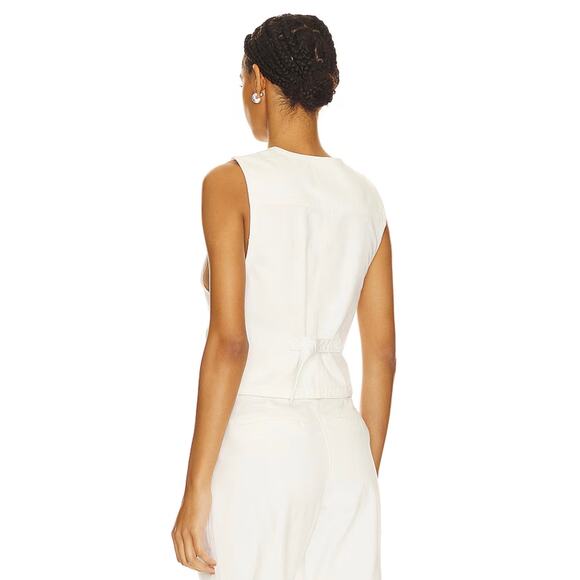 Favorite Daughter The Poppy
White Cotton Vest (New) size medium - Picture 2 of 7